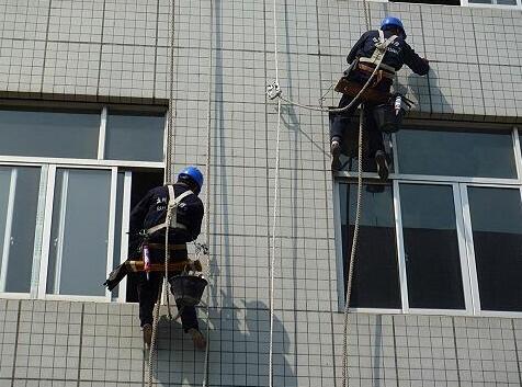 外墻防水刻不容緩，具體施工補漏方案如下